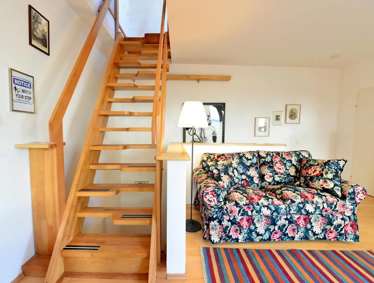 Holiday home House With Courtyard & Parking Close To Stadtpark Vienna
